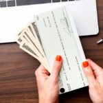 how to cash my check without an id