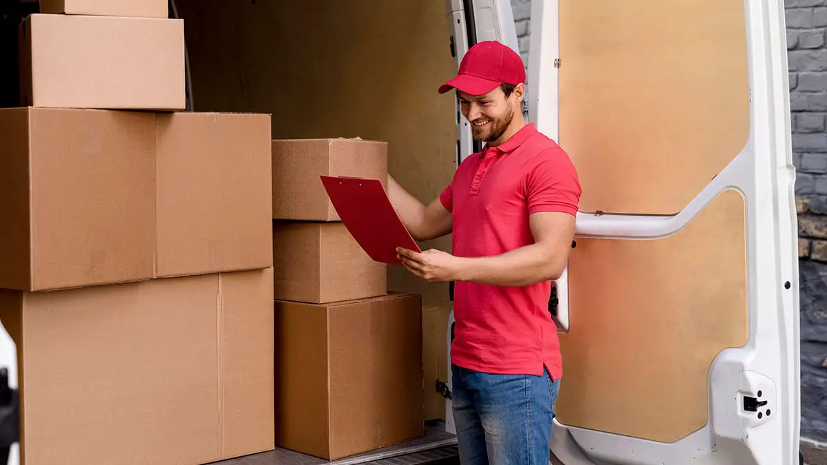 how to start a courier company